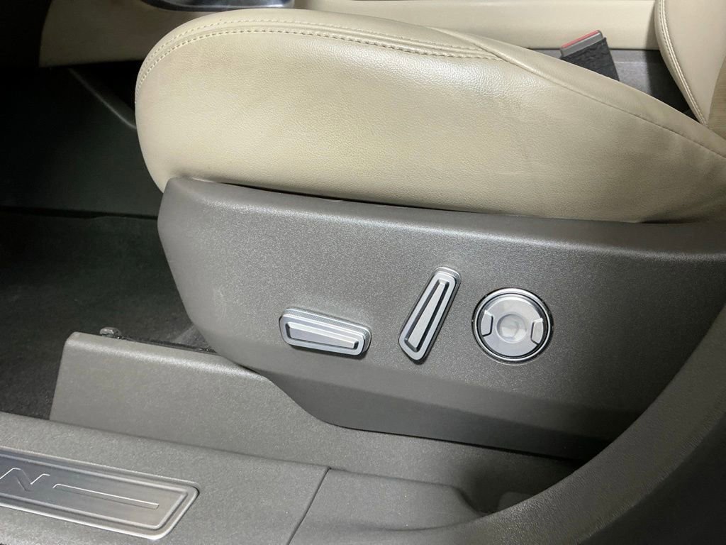 Used 2024 Lincoln Nautilus Reserve AWD/4WD image 20