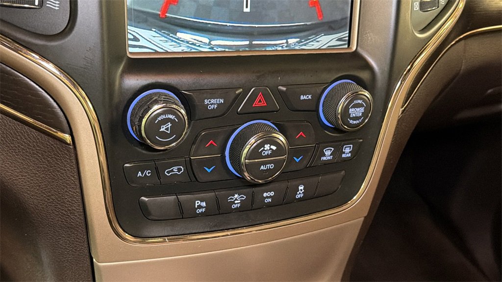 Used 2014 Jeep Grand Cherokee Summit image 32