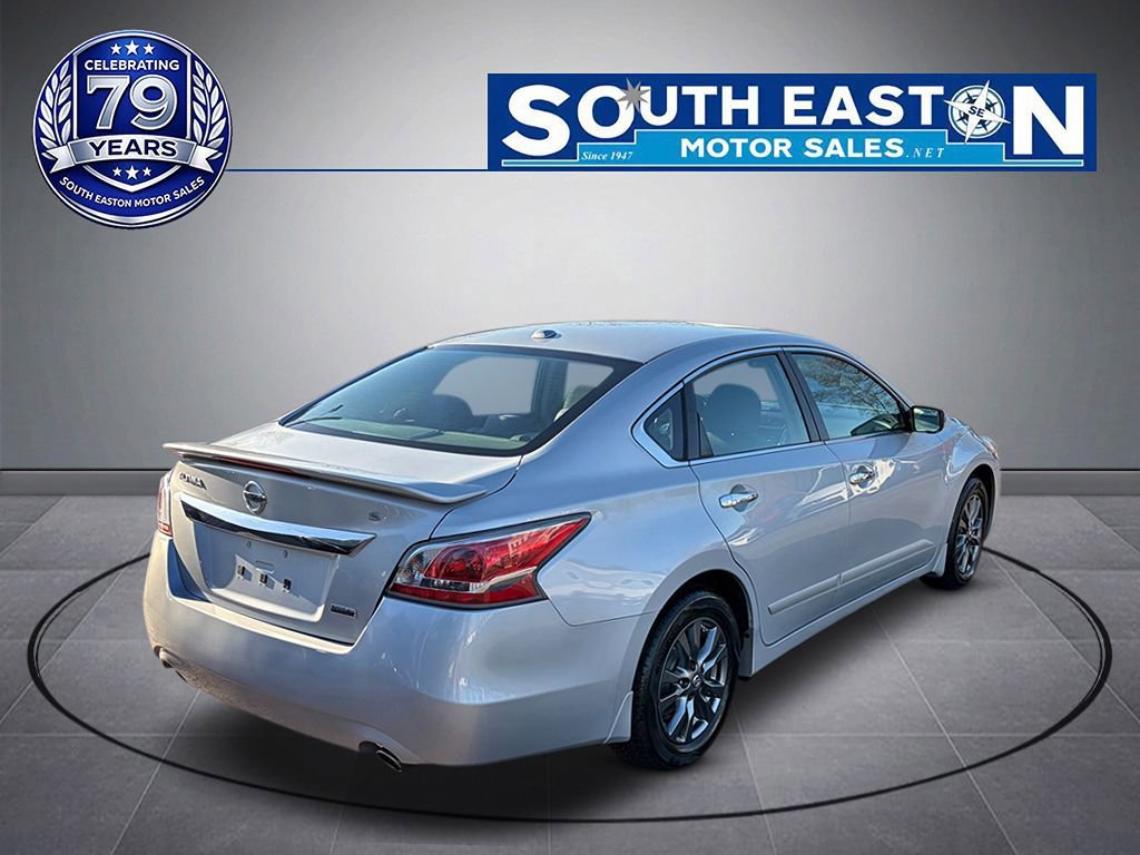 Used 2015 Nissan Altima 2.5 S w/ Special Edition Package FWD image 6