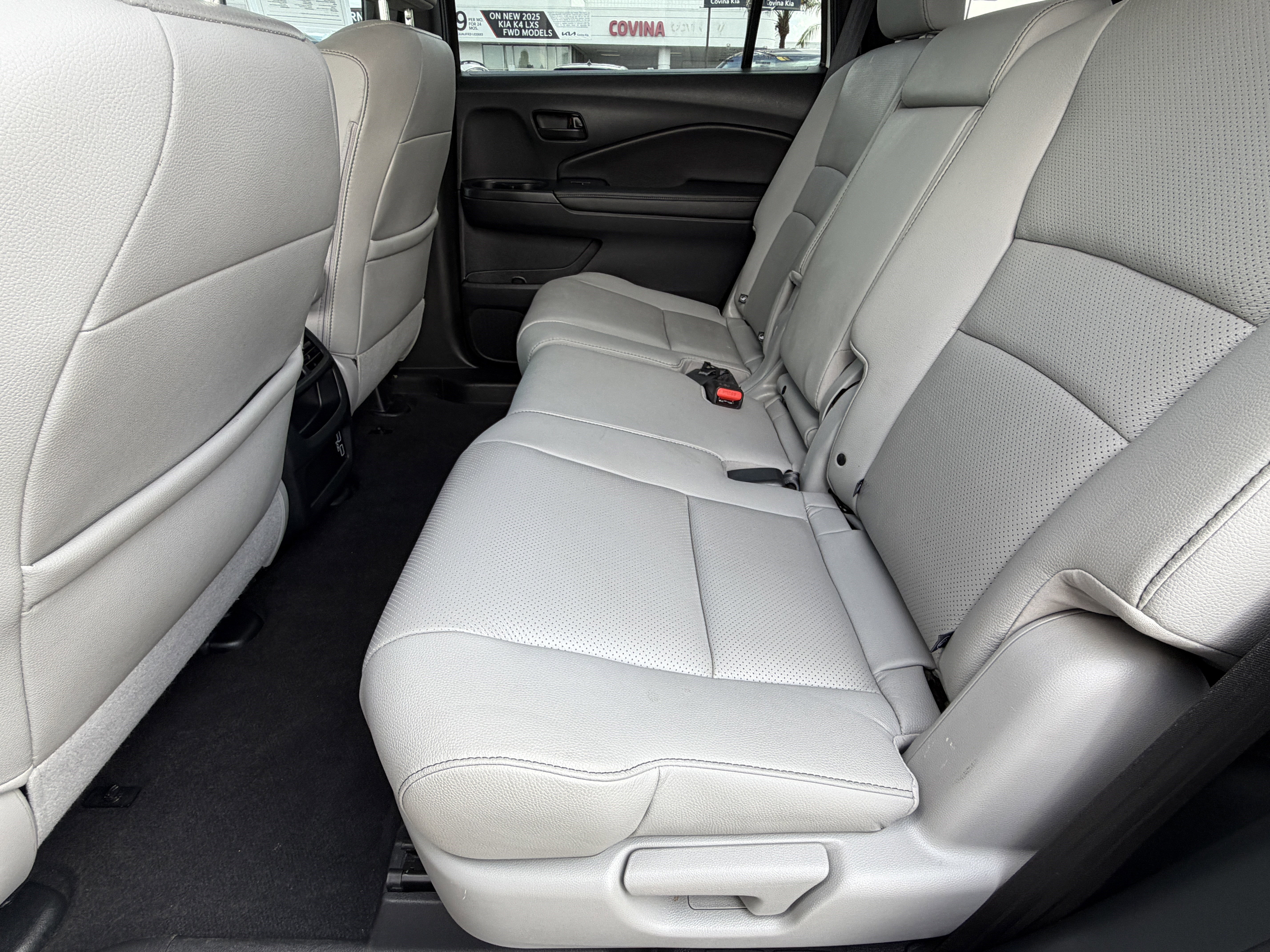 Used 2023 Honda Passport EX-L image 28