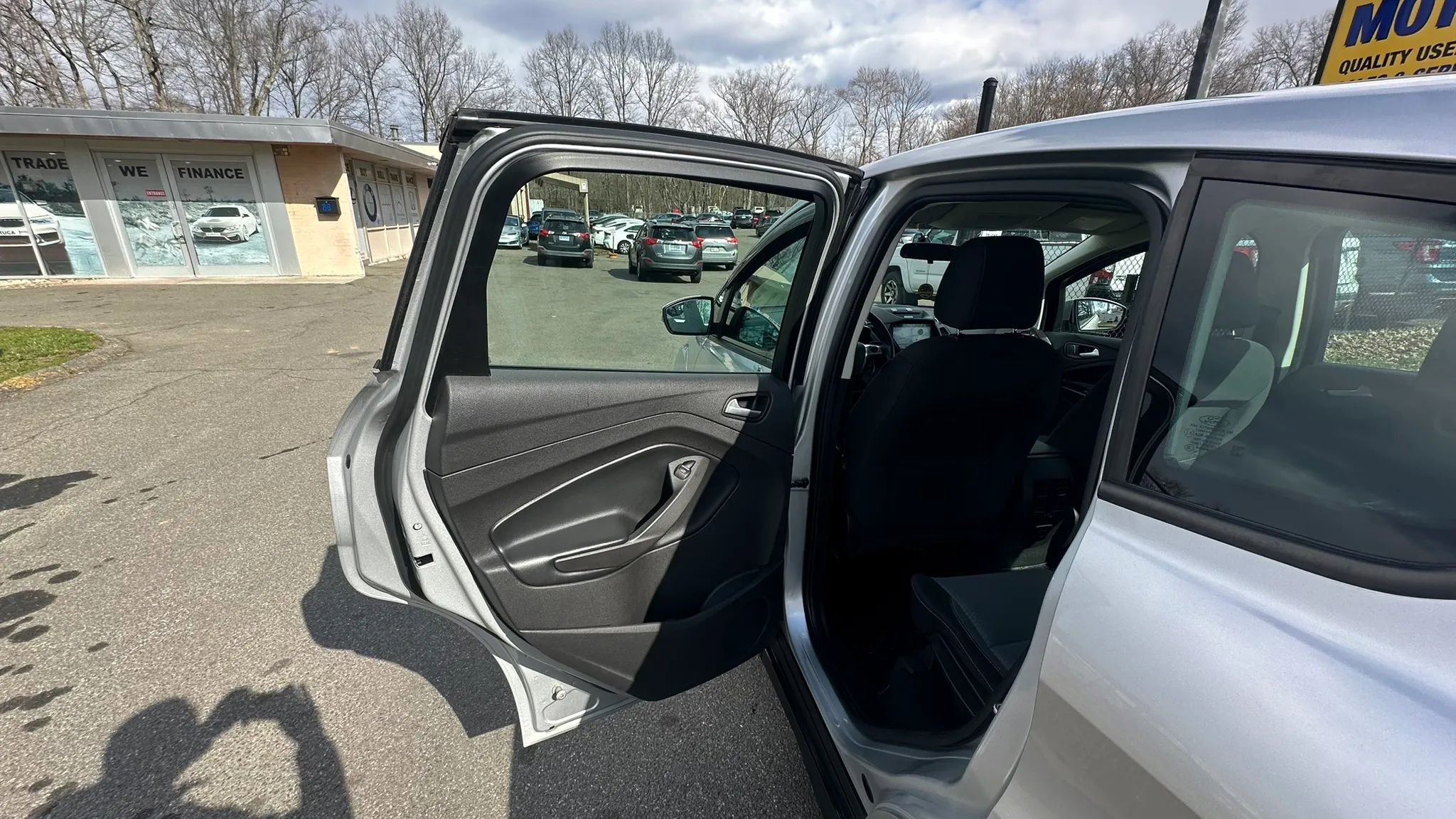 Used 2017 Ford C-MAX SE w/ Equipment Group 201A image 23