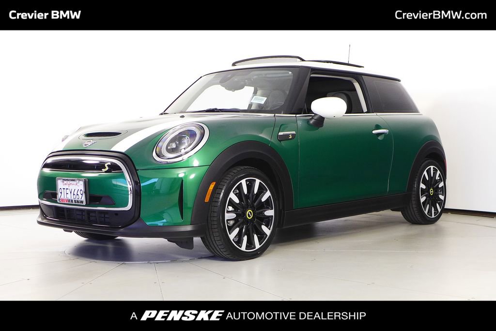 Used 2022 MINI Cooper SE image 1