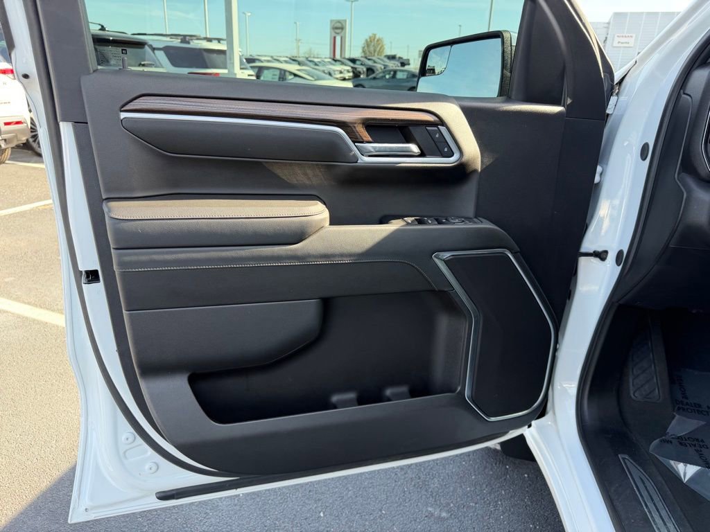 Used 2024 Chevrolet Silverado 1500 LT image 13