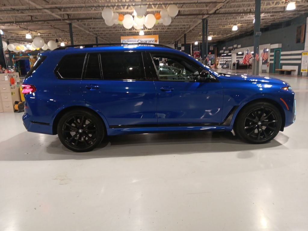 Certified 2026 BMW X7 M60i AWD/4WD image 12