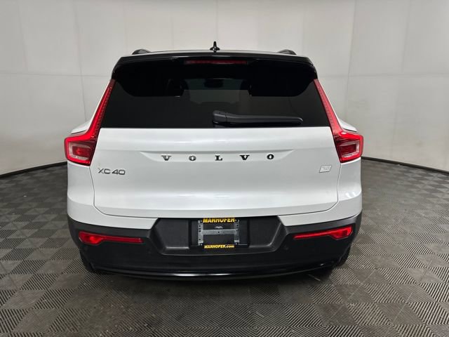 Used 2023 Volvo XC40 Recharge Plus w/ Protection Package Premier image 4