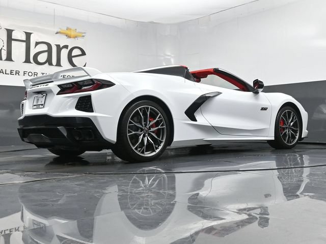Used 2023 Chevrolet Corvette Stingray Premium Conv w/ Z51 Performance Package RWD image 32