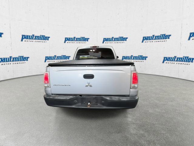 Used 2007 Mitsubishi Raider LS RWD image 10