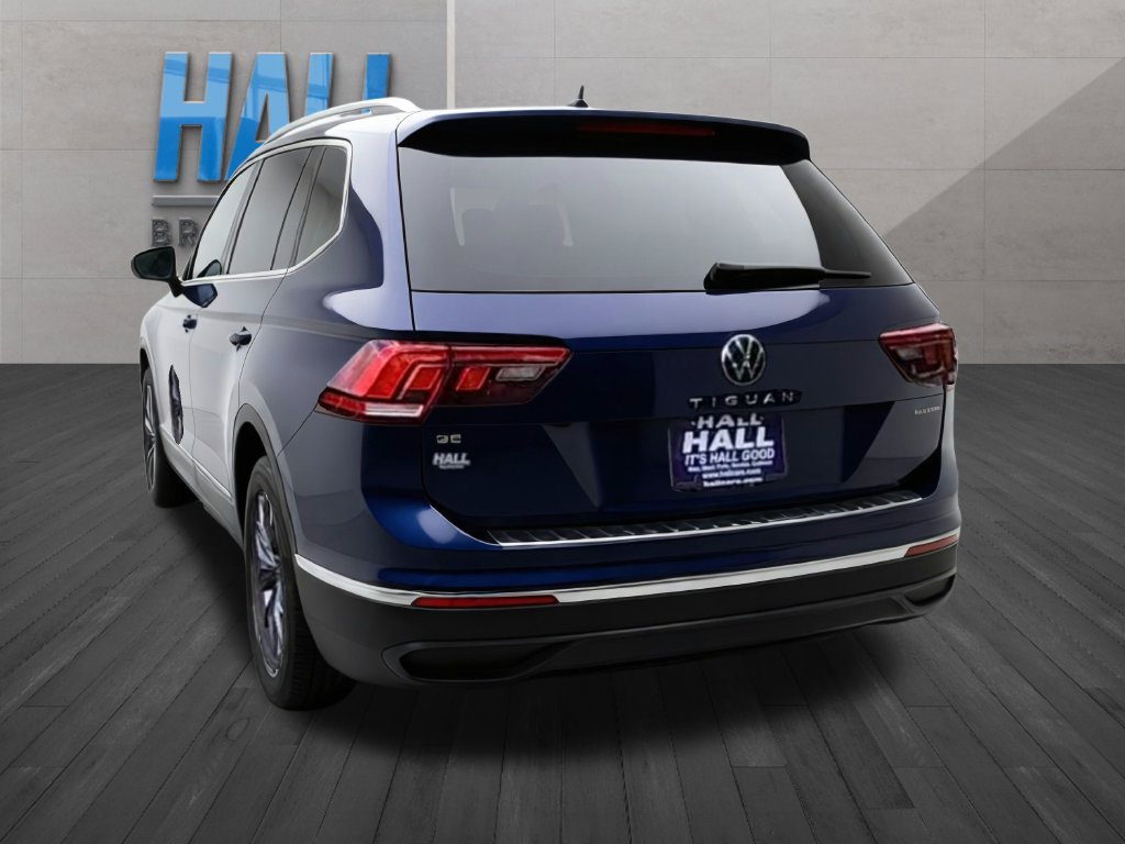 Certified 2023 Volkswagen Tiguan SE FWD image 5