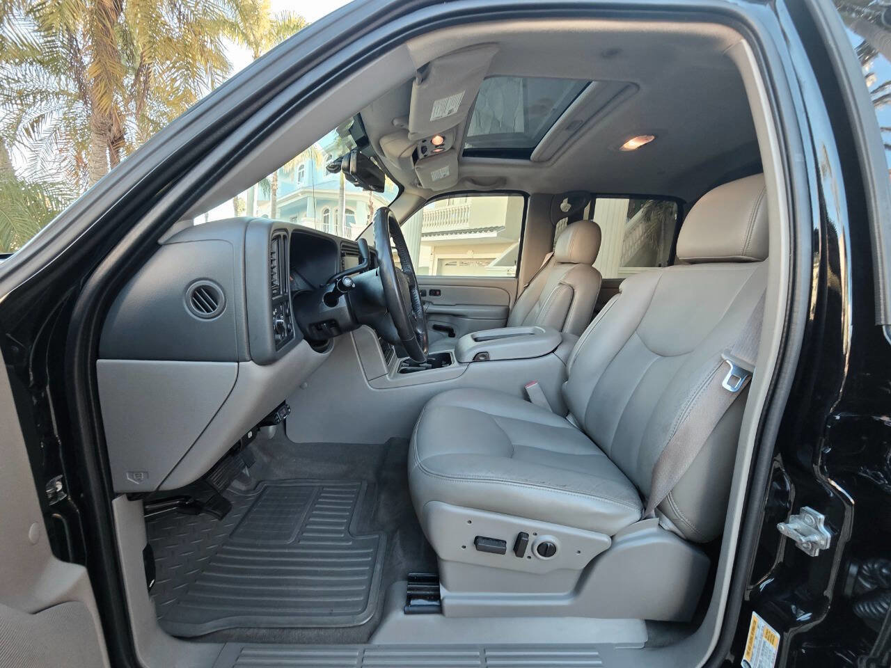 Used 2006 Chevrolet Avalanche Z66 w/ Sun And Sound Package image 20