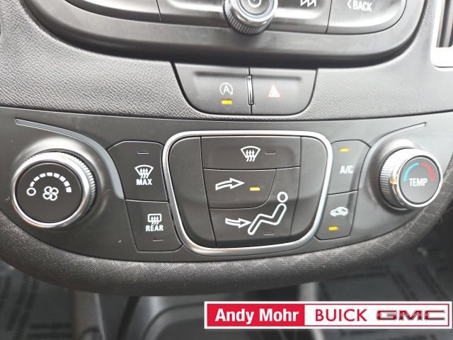 Used 2025 Chevrolet Malibu RS FWD image 40