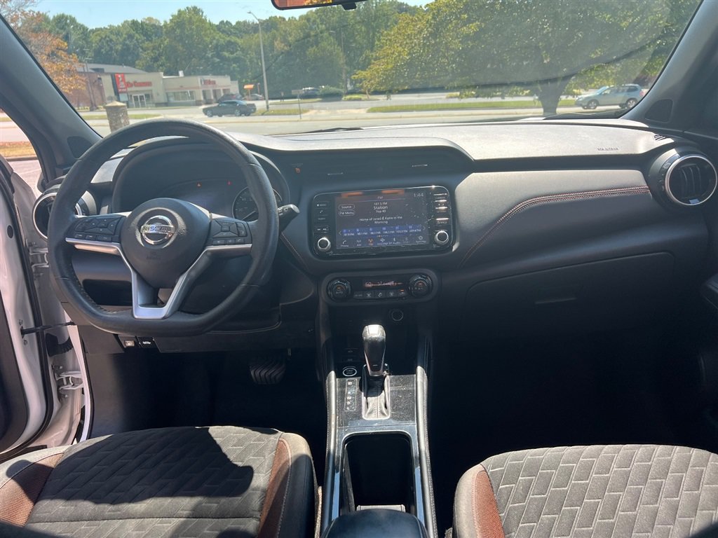 Used 2021 Nissan Kicks SR FWD image 24