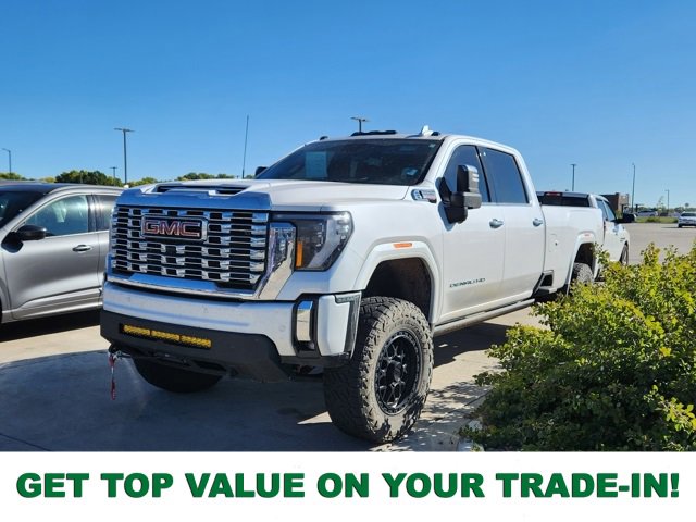 Used 2024 GMC Sierra 3500 Denali w/ Denali Reserve Package image 1