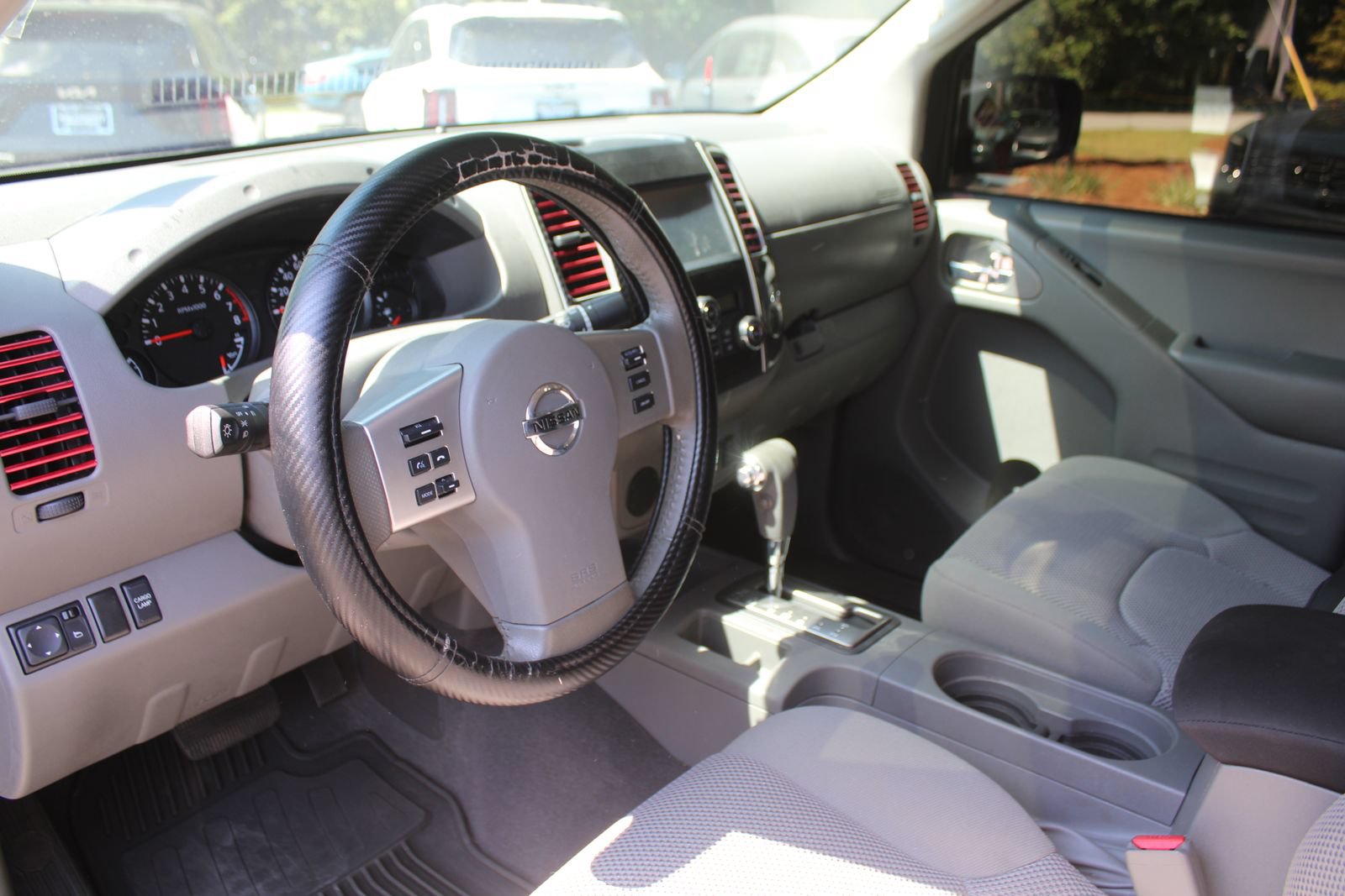 Used 2019 Nissan Frontier SV w/ Value Truck Package RWD image 19