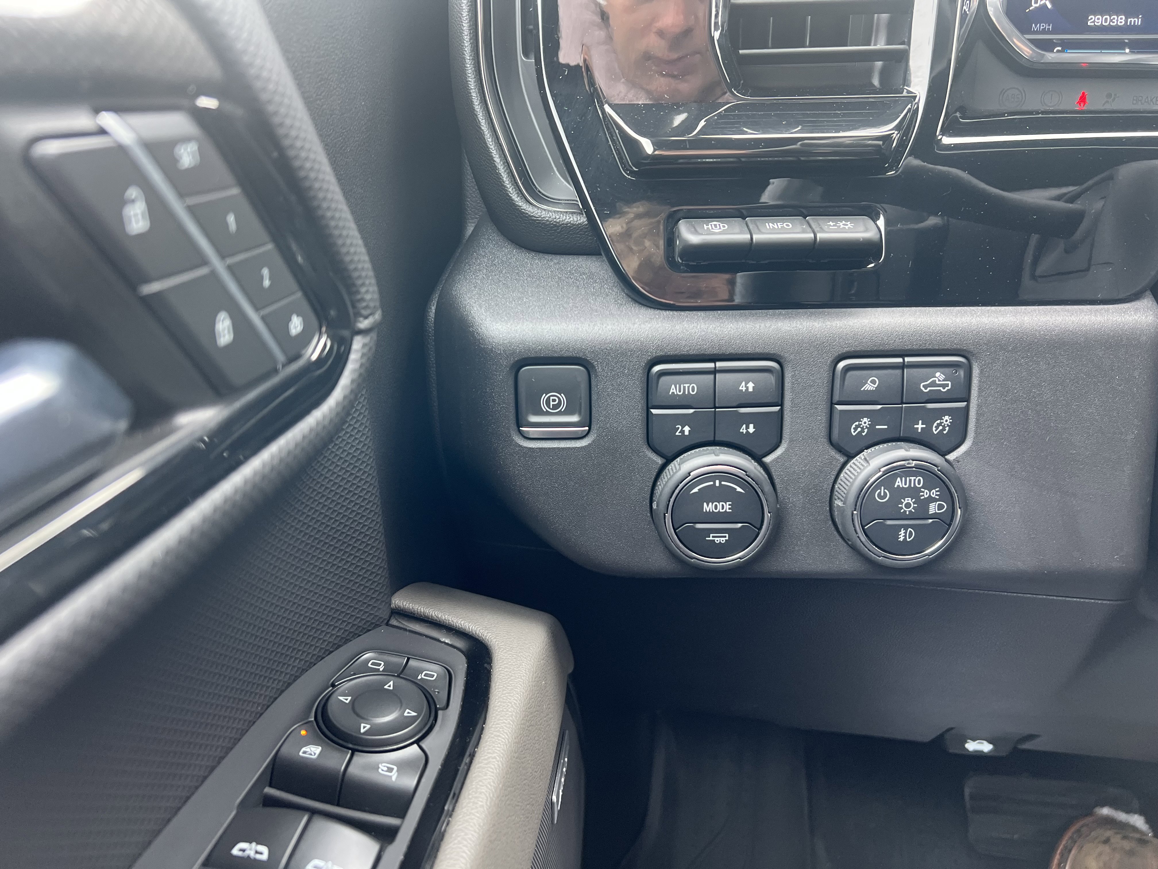 Certified 2024 Chevrolet Silverado 1500 ZR2 w/ Technology Package image 22