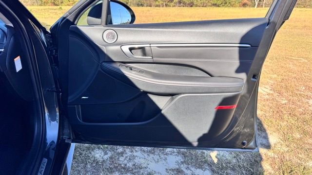 Used 2023 Hyundai Sonata Limited image 15