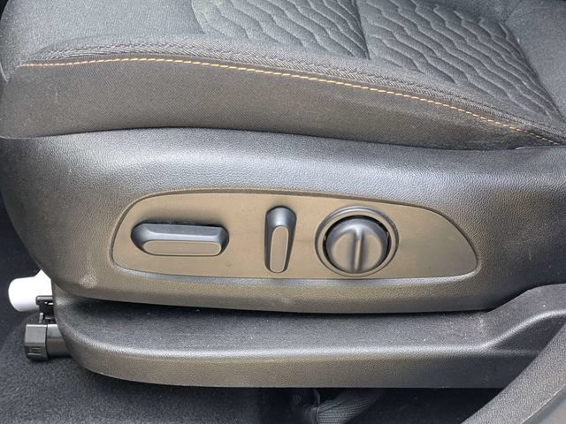 Used 2018 Chevrolet Equinox LT FWD image 21