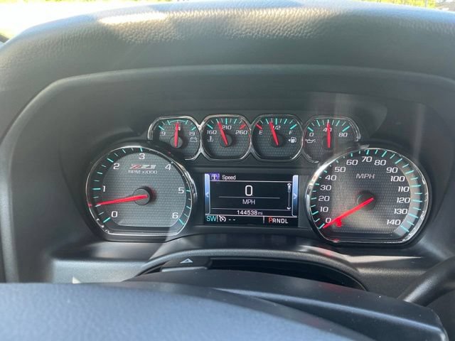 Used 2017 Chevrolet Silverado 1500 LT w/ All Star Edition AWD/4WD image 24
