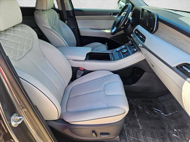 Used 2021 Hyundai Palisade Limited image 17