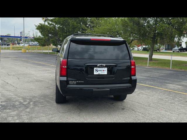 Used 2020 Chevrolet Suburban LT w/ Luxury Package AWD/4WD image 34