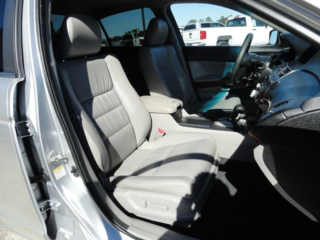 Used 2012 Honda Accord EX-L image 7