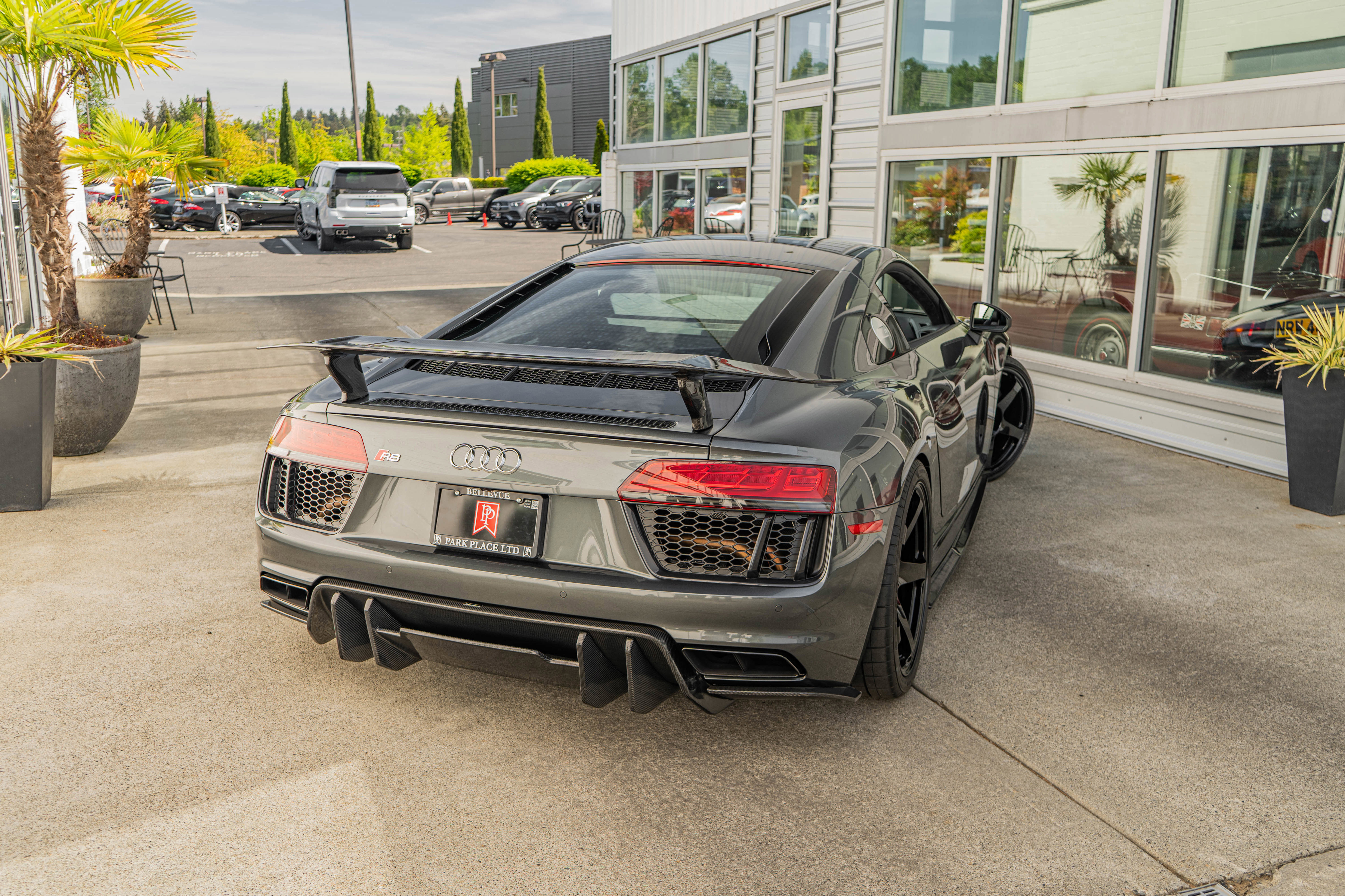 Used 2017 Audi R8 V10 plus AWD/4WD image 7