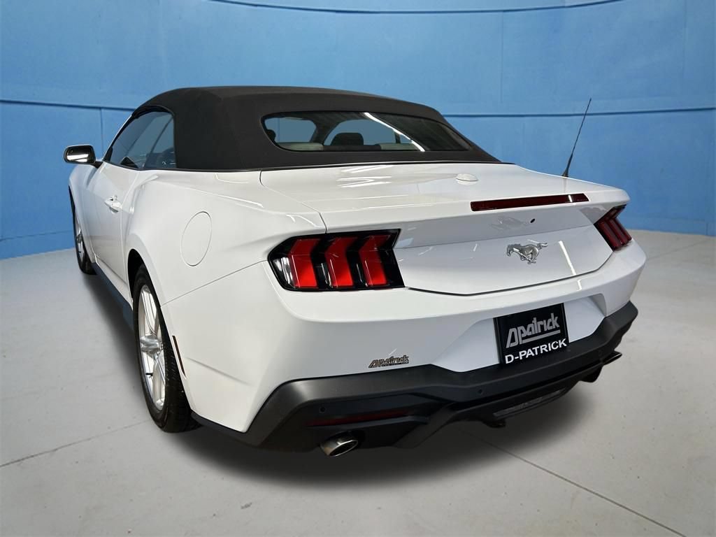 Used 2026 Ford Mustang Premium RWD image 11