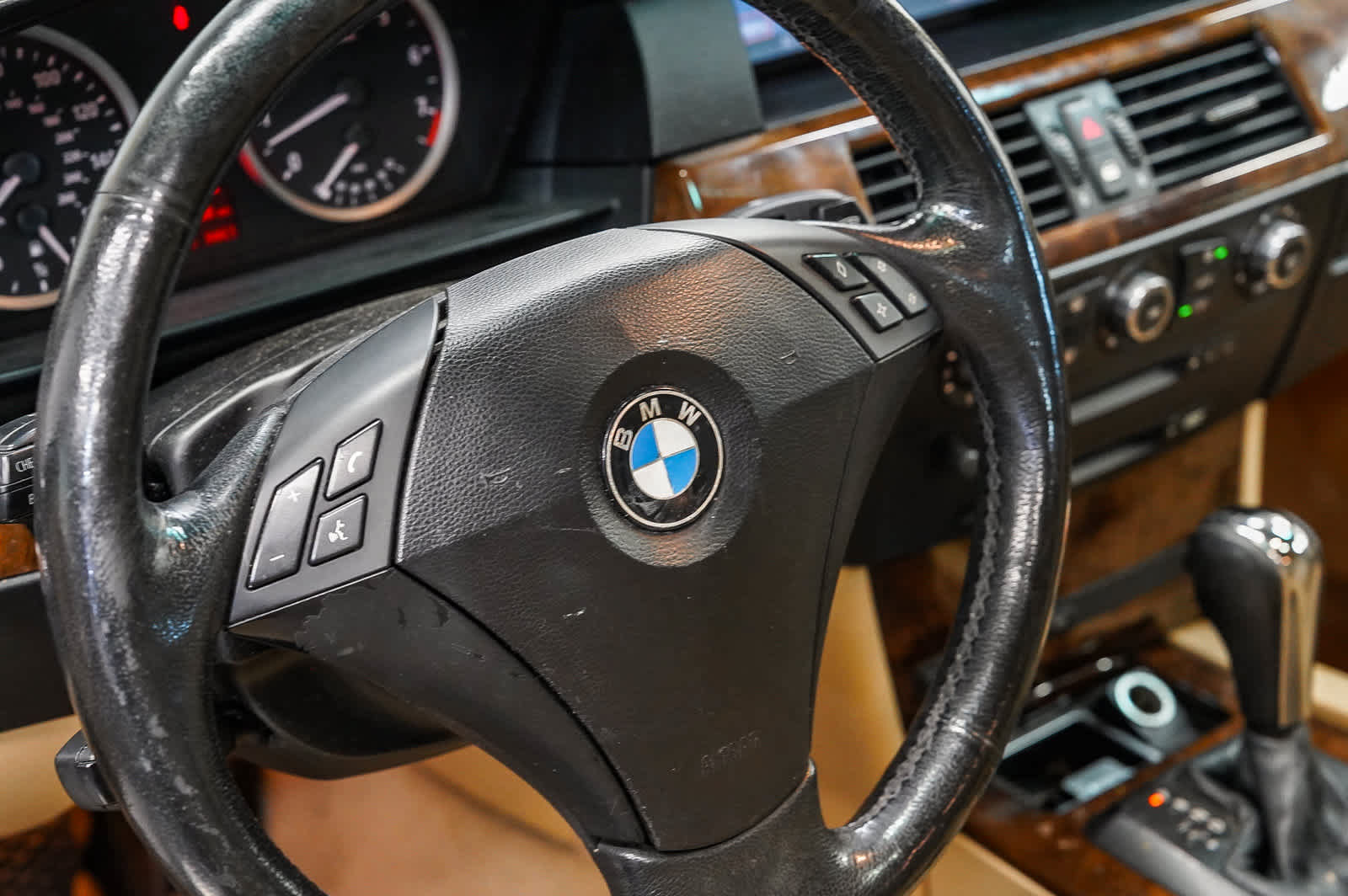 Used 2007 BMW 530xi Sedan AWD/4WD image 21