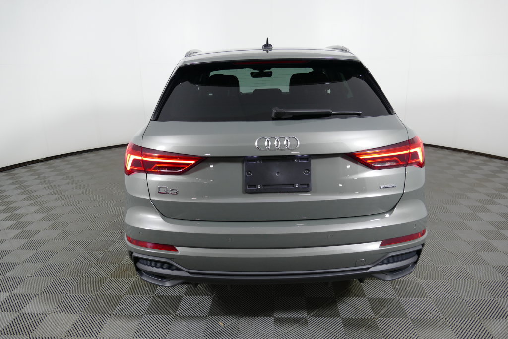Used 2024 Audi Q3 2.0T Premium Plus AWD/4WD image 4