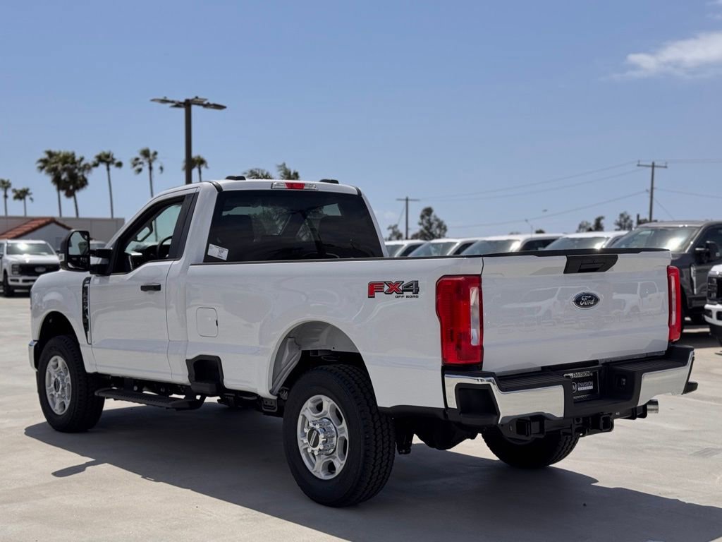 New 2025 Ford F350 XLT w/ FX4 Off-Road Package image 10