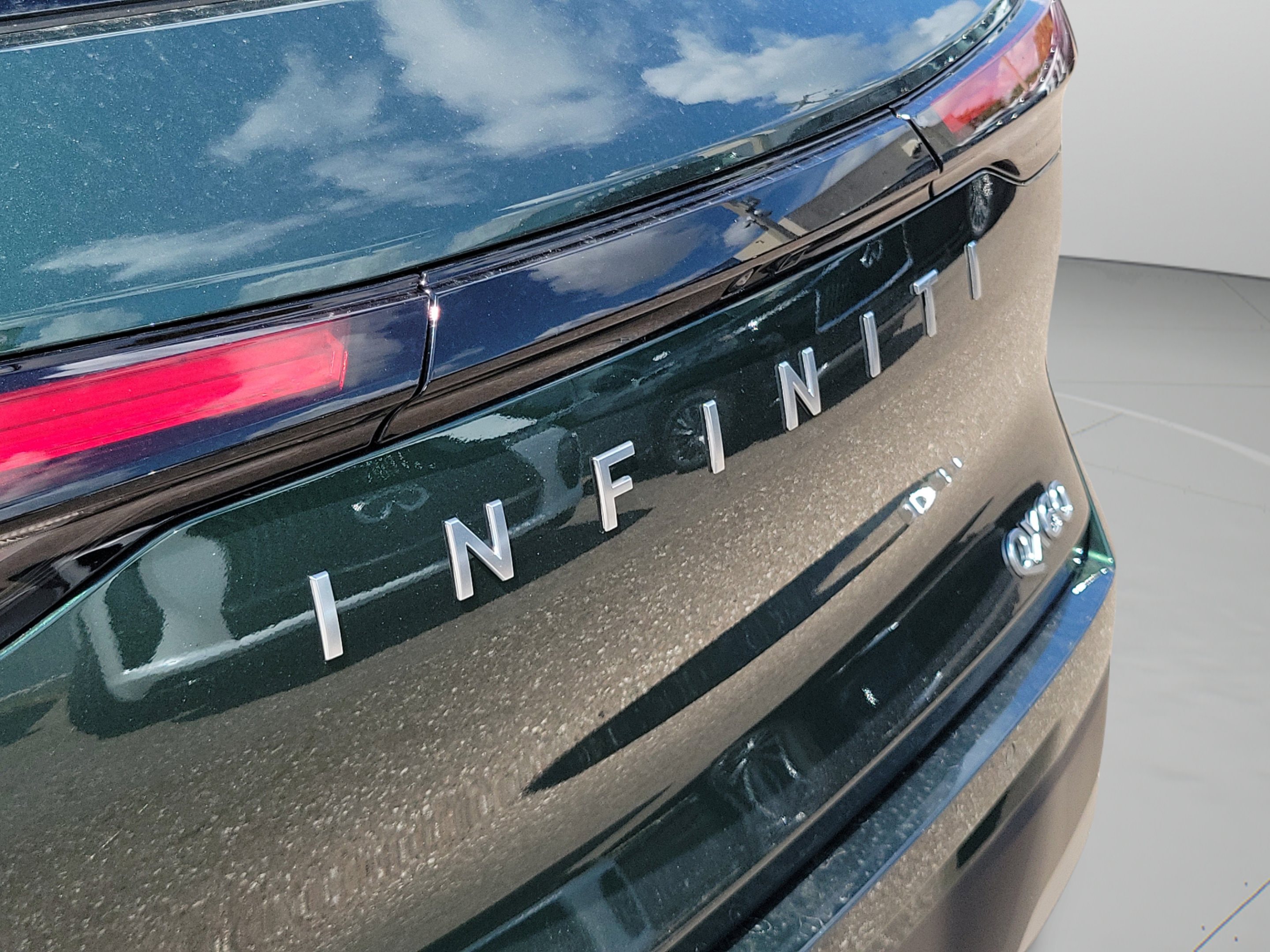 New 2027 INFINITI QX60 Luxe FWD image 30