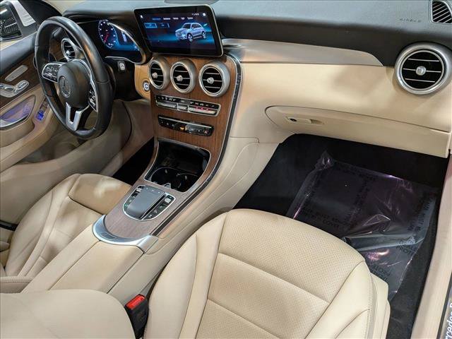 Used 2022 Mercedes-Benz GLC 300 4MATIC w/ Premium Package Lite image 21