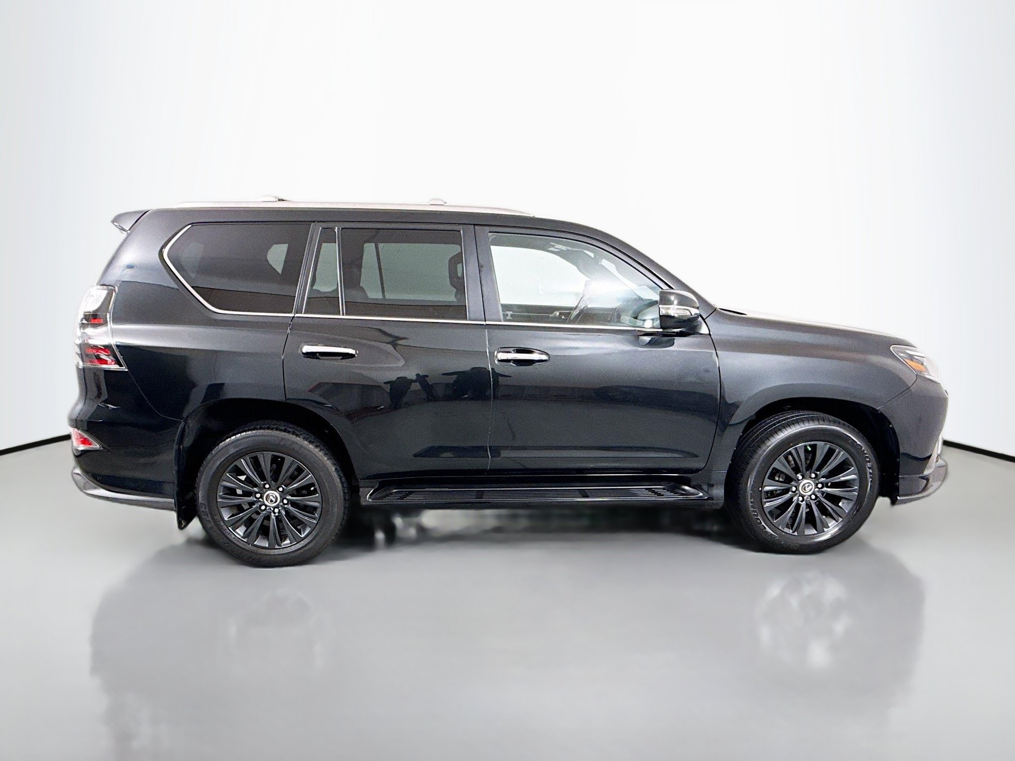 Used 2023 Lexus GX 460 Luxury w/ Sport Design Package AWD/4WD image 8