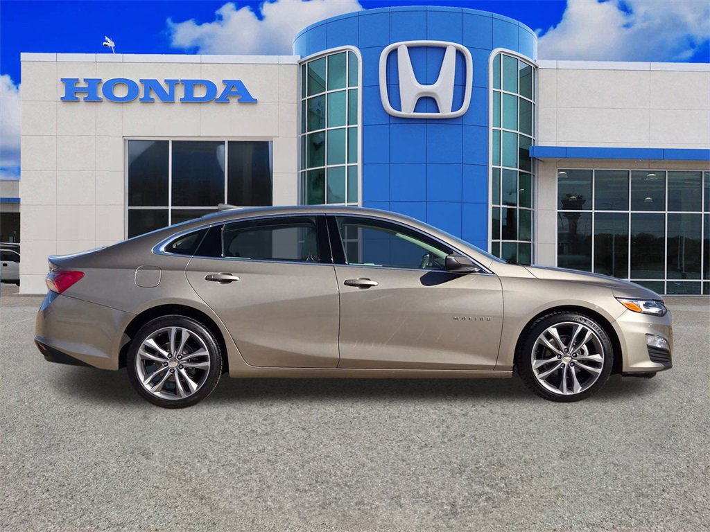 Used 2024 Chevrolet Malibu LT video 2