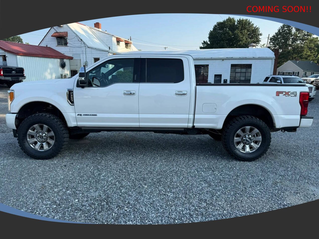 Used 2019 Ford F350 Platinum w/ Platinum Ultimate Package AWD/4WD image 4