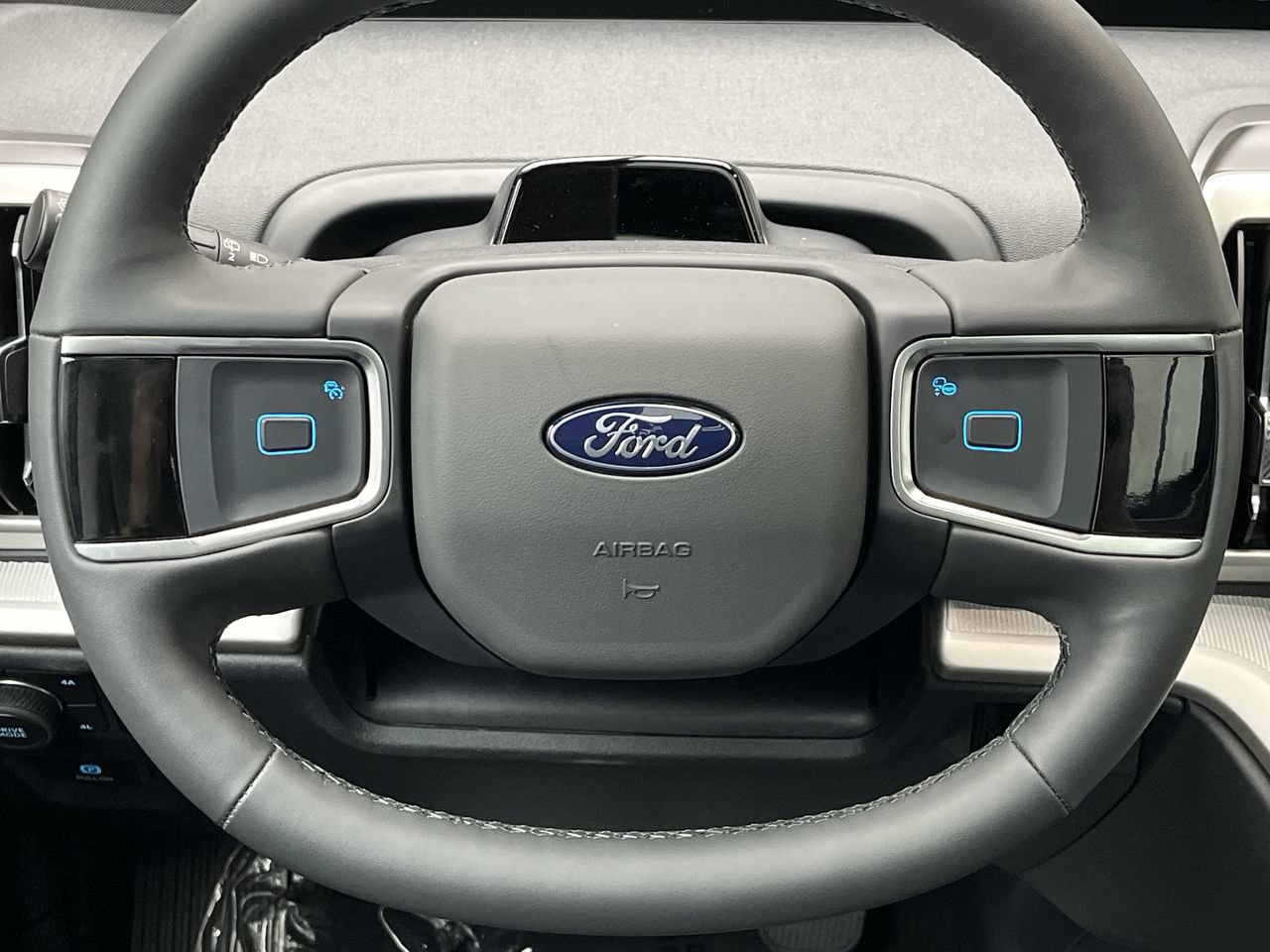 New 2025 Ford Expedition Max Active AWD/4WD image 17