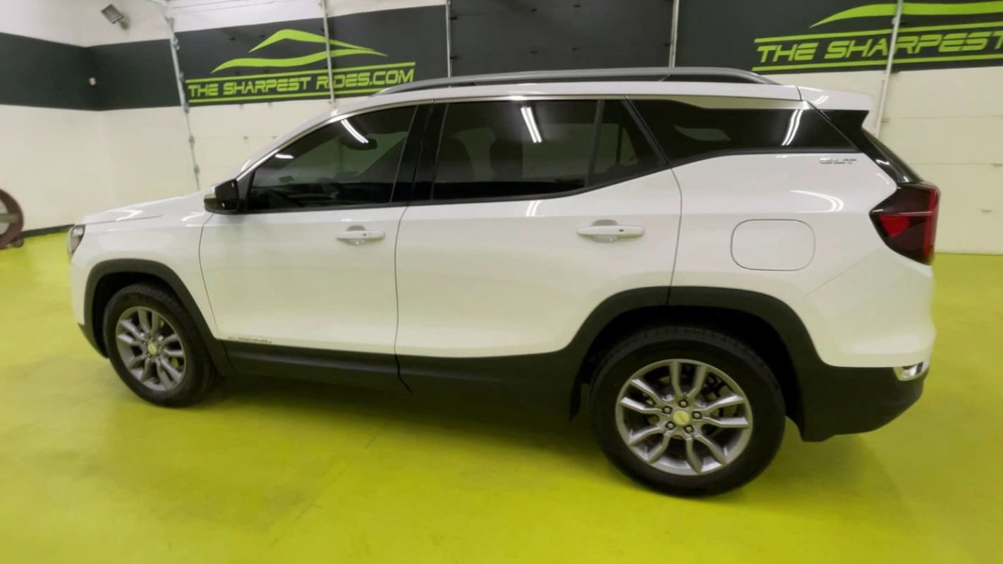 Used 2023 GMC Terrain SLT image 6
