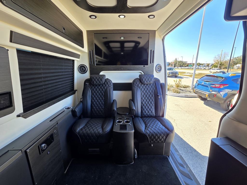 Used 2021 Mercedes-Benz Sprinter 3500 w/ Parking Package image 20