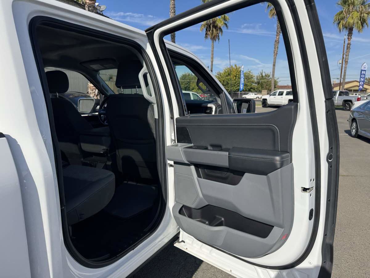 Used 2022 Ford F150 XLT w/ Equipment Group 301A Mid image 21