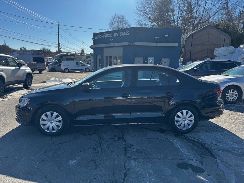 Used 2016 Volkswagen Jetta S image 3