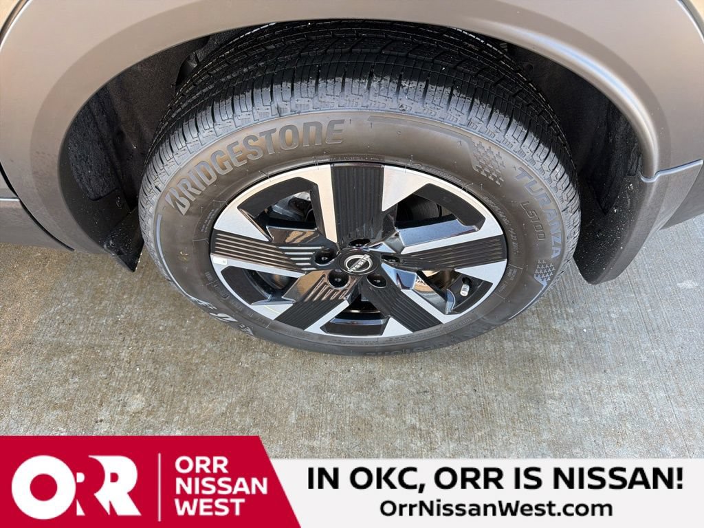 New 2026 Nissan Kicks SV w/ SV Premium Package AWD/4WD image 9