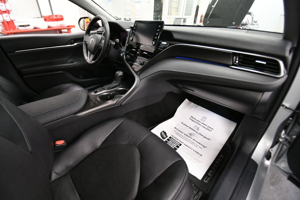 Certified 2022 Toyota Camry XSE image 28