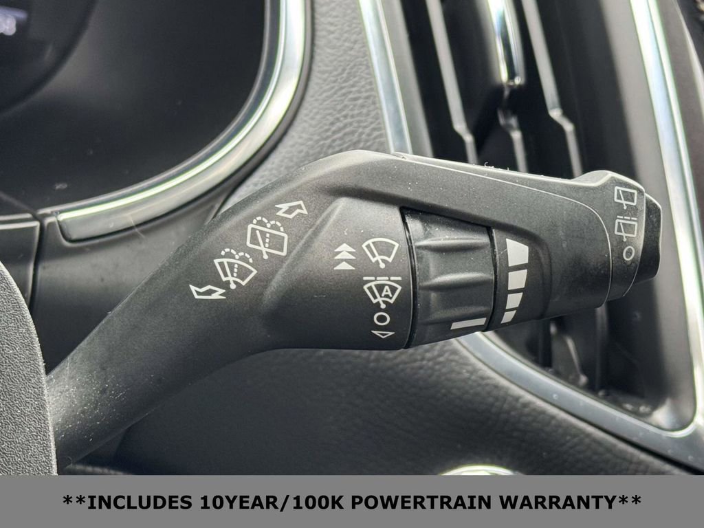 Used 2020 Ford Edge ST w/ Cold Weather Package image 21