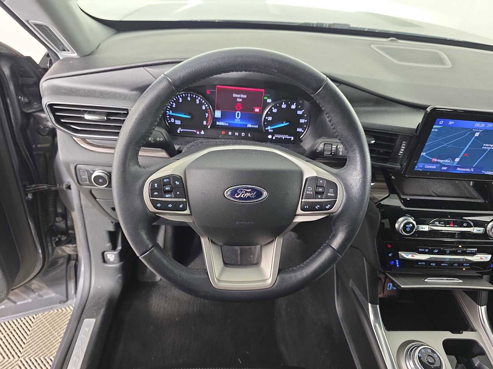 Used 2022 Ford Explorer Limited w/ Equipment Group 301A image 12