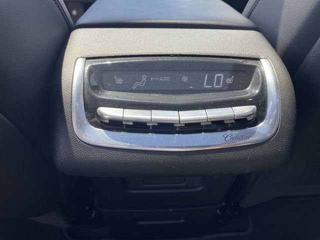 Used 2024 Cadillac XT6 Premium Luxury w/ Technology Package AWD/4WD image 22