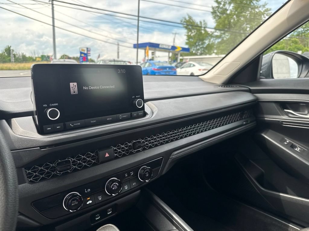 Used 2024 Honda Accord LX image 39