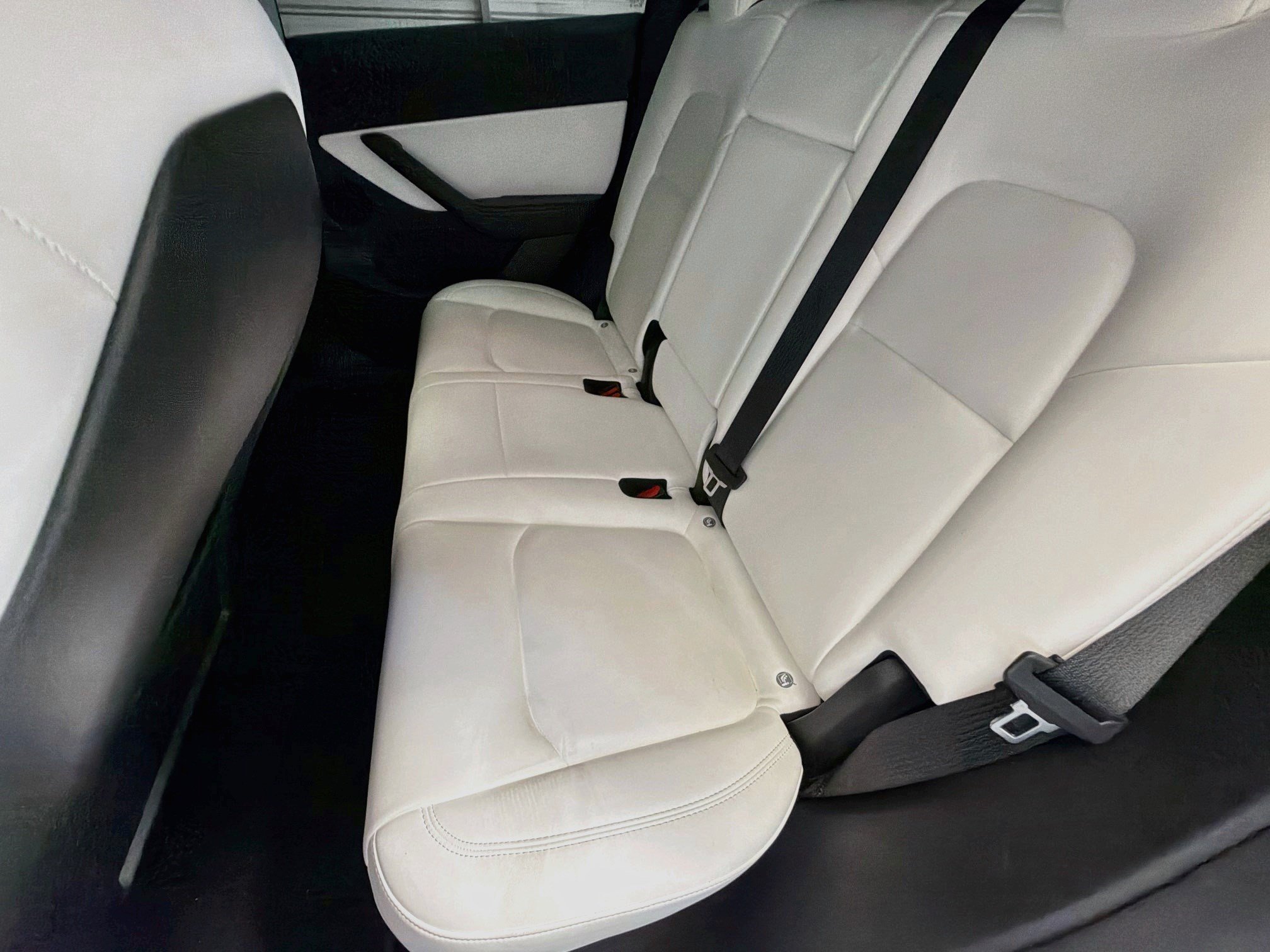 Used 2022 Tesla Model Y Performance AWD/4WD image 13