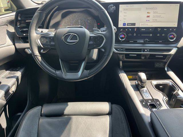 Certified 2023 Lexus RX 350 FWD w/ Accessory Package image 13