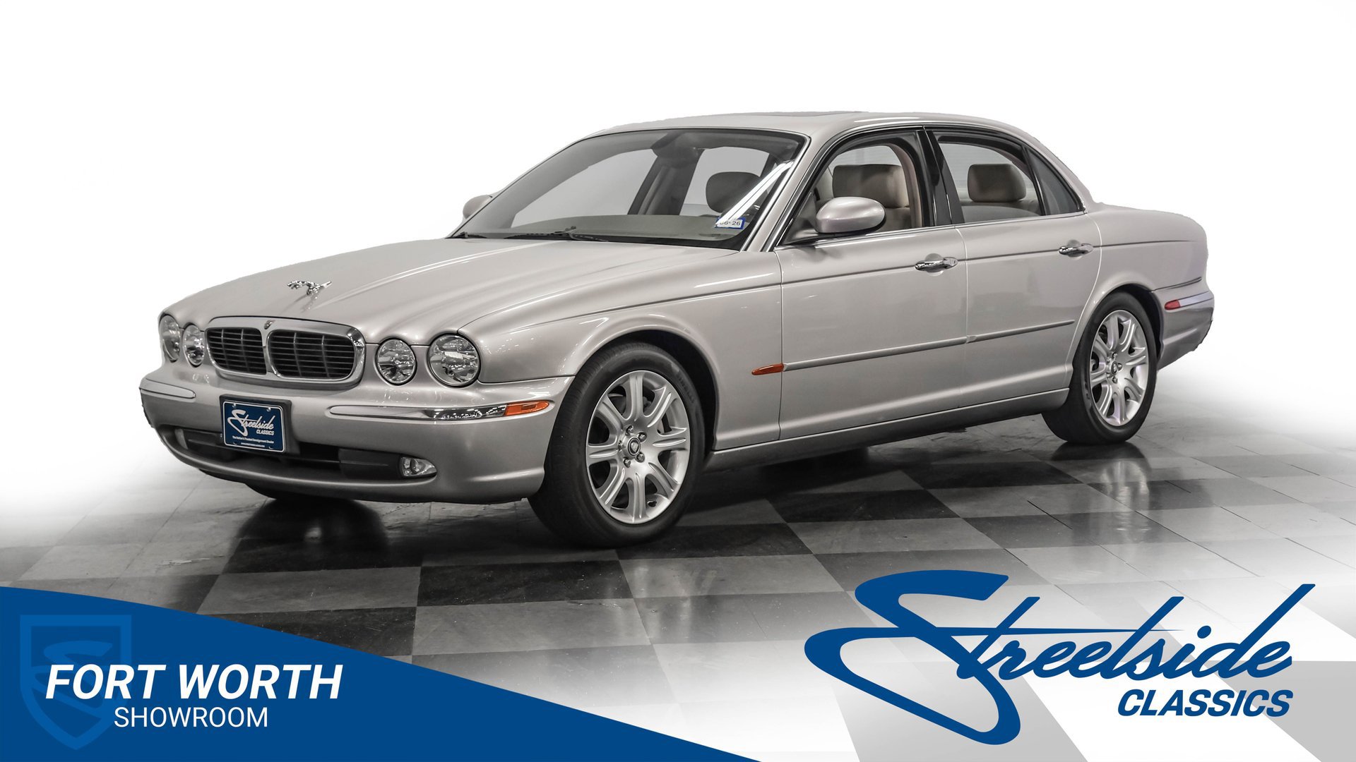 Used 2004 Jaguar XJ8 image 1
