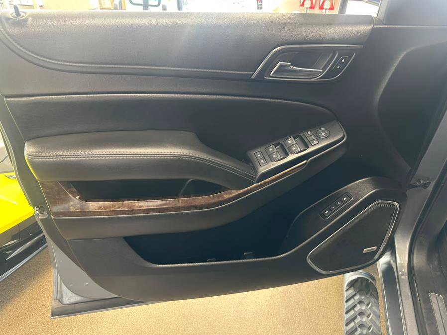 Used 2018 Chevrolet Tahoe LT AWD/4WD image 15