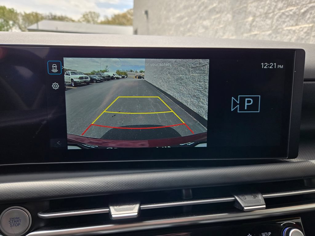 Used 2025 Hyundai Tucson SEL FWD image 24
